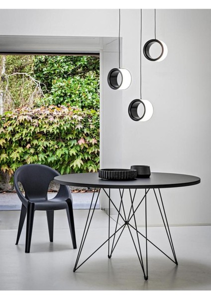 Bell Chair 4 Set Sandalye Geri Dönüştürülebilir Malzeme, Konstantin Grcic'in Ikonik Tasarımı fırsatları