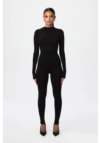 Kadınlar Için Şıklık ve Rahatlık Sunan Jumpsuit Esnek Tasarım fiyatları