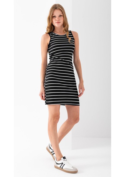 Kadın Bisiklet Yaka Kolsuz Çizgili Elbise Siyah Beyaz - 25880