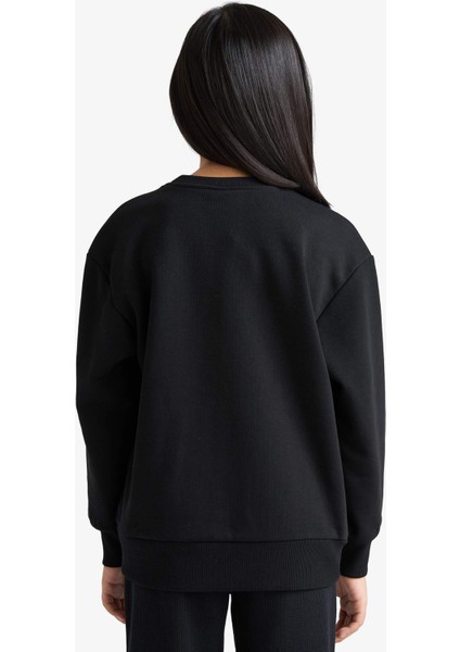 Kız Çocuk Relax Fit Bisiklet Yaka Basic Düz Okul Sweatshirt A2797A825AU