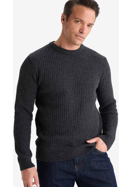 Standart Fit Bisiklet Yaka Basic Dokulu Triko Kazak E0811AX25WN