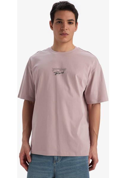 %100 Pamuk Rick and Morty Boxy Fit Rahat Kesim Bisiklet Yaka Sırt Baskılı Kısa Kollu Tişört E9289AX25AU fırsatları