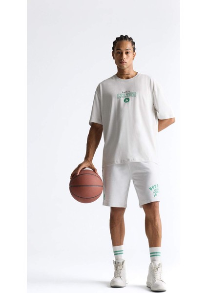 fit Nba Boston Celtics Oversize Geniş Kalıp Bisiklet Yaka Sırt Baskılı Kısa Kollu TIŞÖRT E5868AX25AU fiyatları