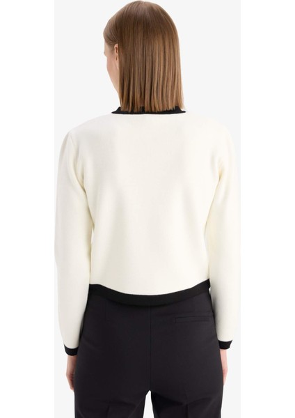 Regular Fit Bisiklet Yaka Düğmeli Triko Hırka C1482AX25AU