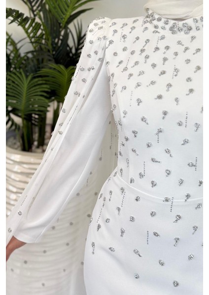 Flow Taşlı Pelerinli Abiye Beyaz fırsatları