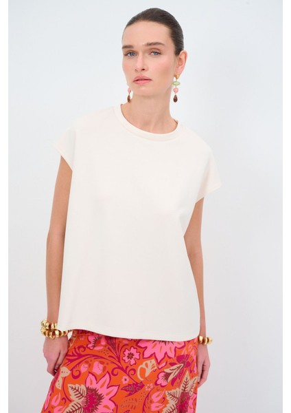 Basic T-Shirt