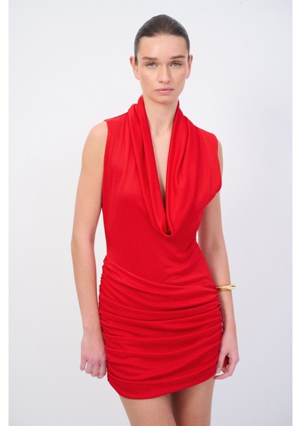Moda Tutkusu Drape Detaylı Mini Elbise modelleri
