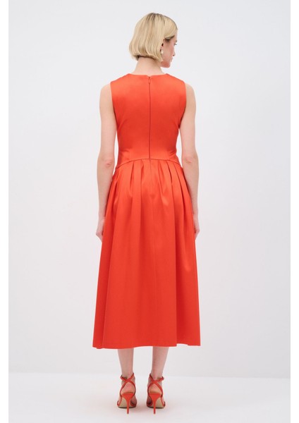 Mert Aslan Pileli Kolsuz Elbise indirimleri