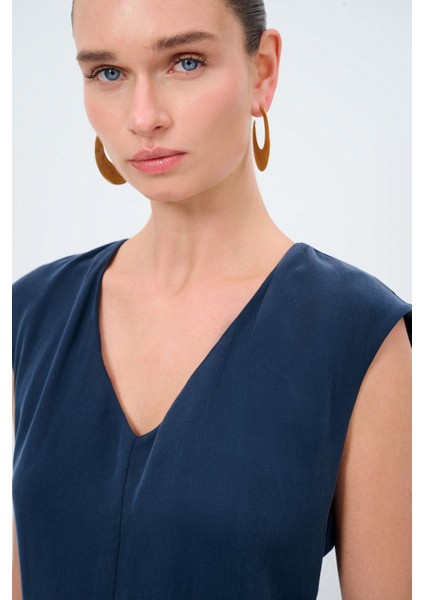 Yakası Volanlı Elbise modelleri