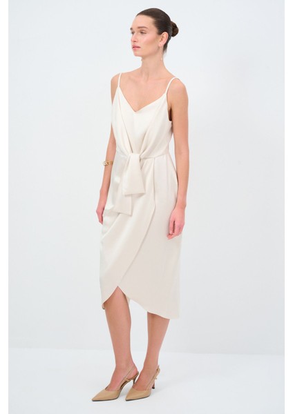 V Yaka Elbise modelleri