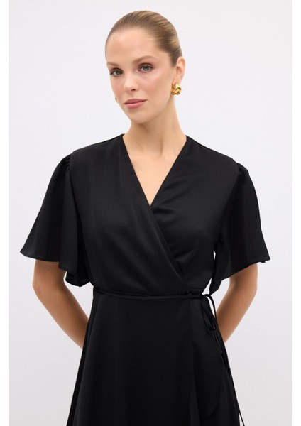 Kruvaze Volanlı Elbise indirimleri