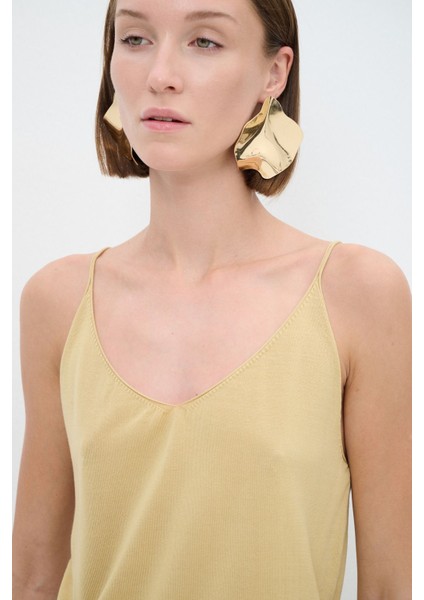 İp Askılı Triko Atlet indirimleri