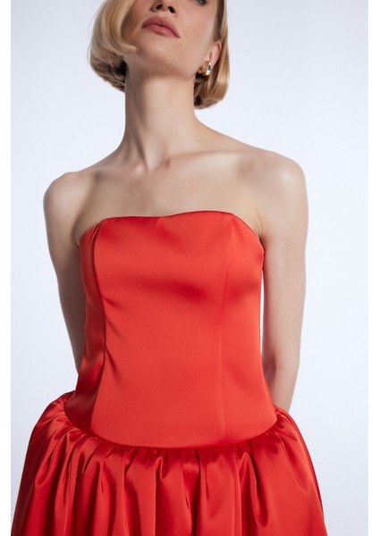 Mert Aslan Straplez Uzun Elbise fiyatları