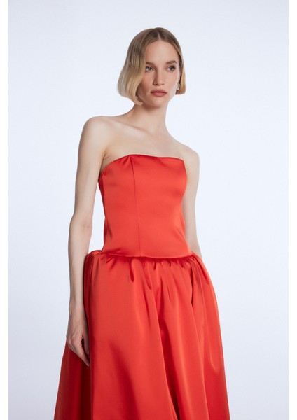 Mert Aslan Straplez Uzun Elbise modelleri