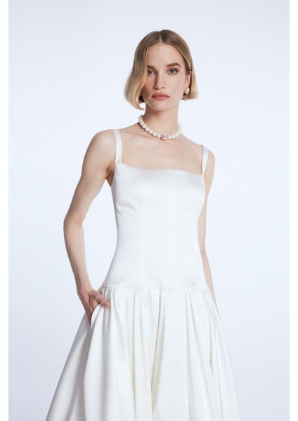 Mert Aslan Kare Yaka Uzun Elbise fiyatları