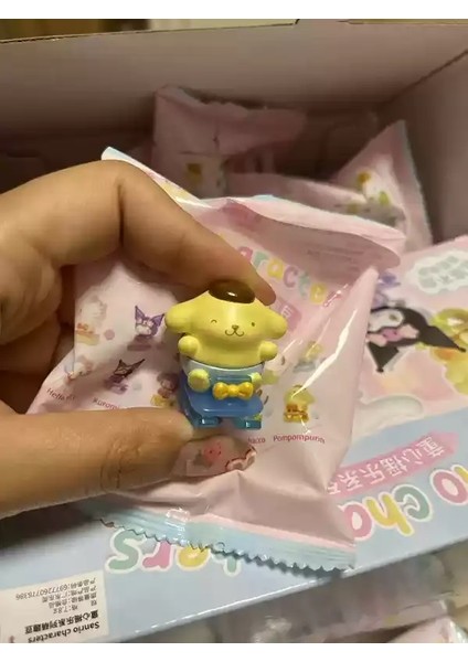 Sanrio Pochacco Kuromi Benim Melodi Sallanma Oyuncak Mini Kutu Modaya Uygun Koleksiyon Dekoratif Öğeler Sevimli Sürpriz Hediyeler Renk: B/boyut: 6.5cm (Yurt Dışından)