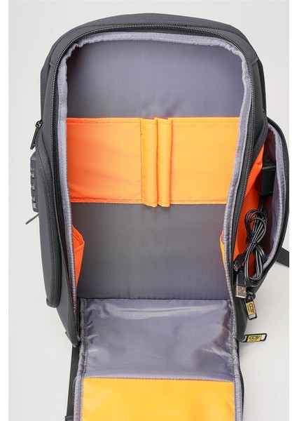 51848 Sırt Çantası