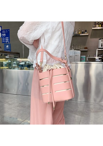 Şık Içi Boş El Tipi Pu Kova Çantası Tek Omuz Crossbody Kadın Çantası (Yurt Dışından) fiyatları