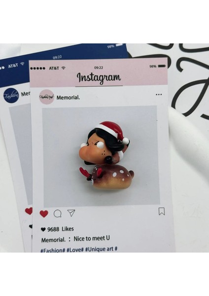 Yeni Crybaby Süsler Diy Kawaii Cartoon Mücevher Koleksiyonu Dekorasyon Masaüstü Süs Odası Öğrenci Noel Hediyesi Renk: B (Yurt Dışından)