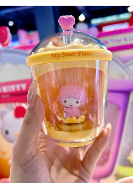 Otantik Sanrio Karakterleri Milk Çay Kupası Serisi Işık Dinamik Kutu Hello Kitty Kt Gizem Kutusu Modaya Düzenli Heykelcik El Yapımı Hediye Rolor: Benim Tatlı Piyano (Yurt Dışından)