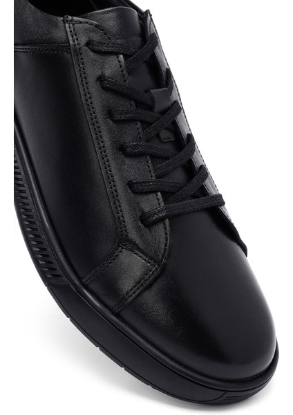 Erkek Siyah Bağcıklı Deri Casual Sneaker 25WFD681718