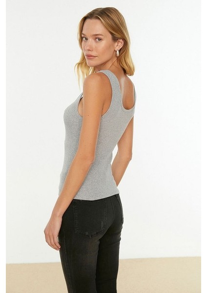 Gri Fitted Havuz Yaka Fitilli Esnek Örme Atlet modelleri