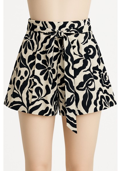 Kadın Kuşaklı Siyah Beyaz Çiçek Desenli Mini Etek – Yazlık Rahat & Şık Günlük Kombin Parçası modelleri