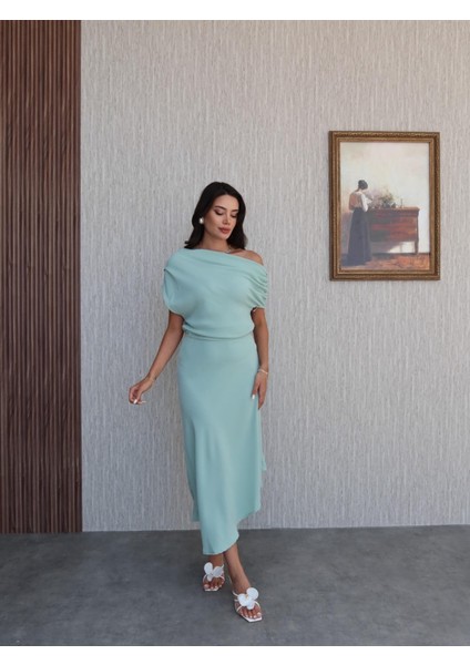 Drapeli Degaje Yaka Asimetrik Elbise fiyatları