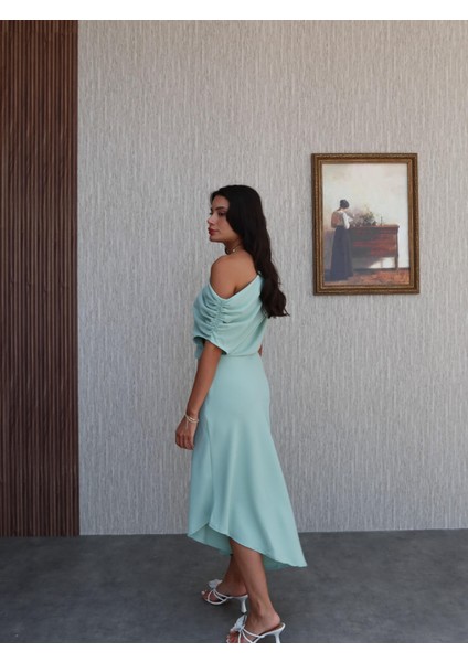 Drapeli Degaje Yaka Asimetrik Elbise indirimleri