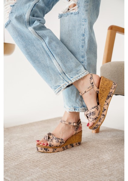 Kadın Dolgu Topuklu Ayakkabı Günlük Kullanım İçin Rahat Düz Tabanlı indirimleri