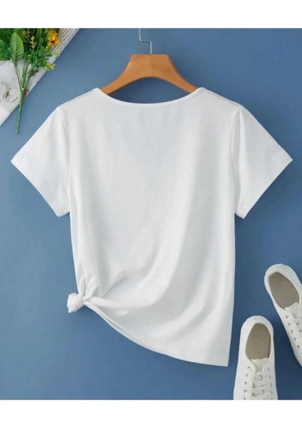 Malkoçbey Baskısız V Yaka Oversize Unisex Basic T-Shirt fiyatları