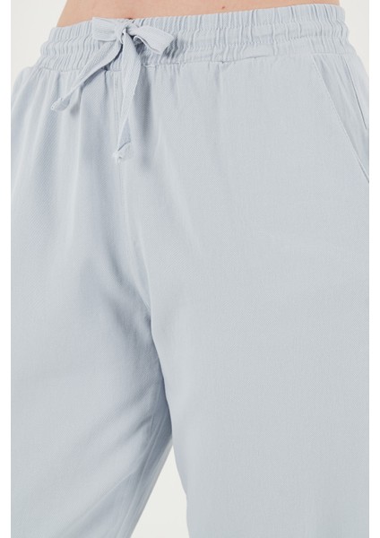 Pamuklu Normal Bel Regular Fit Düz Paça Pantolon Bayan Pantolon 668YP42282S4 indirimleri