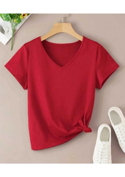 Malkoçbey Baskısız V Yaka Oversize Unisex Basic T-Shirt fiyatları