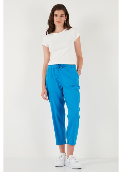 Pamuklu Normal Bel Regular Fit Düz Paça Pantolon Bayan Pantolon 668YP42282S4