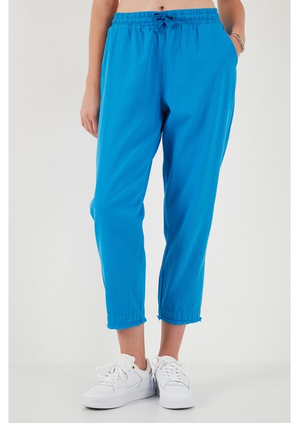 Pamuklu Normal Bel Regular Fit Düz Paça Pantolon Bayan Pantolon 668YP42282S4 modelleri