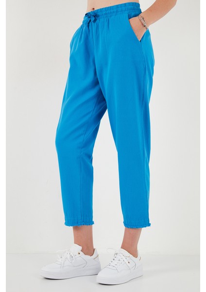 Pamuklu Normal Bel Regular Fit Düz Paça Pantolon Bayan Pantolon 668YP42282S4 fırsatları