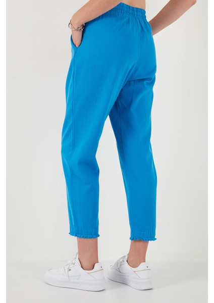 Pamuklu Normal Bel Regular Fit Düz Paça Pantolon Bayan Pantolon 668YP42282S4