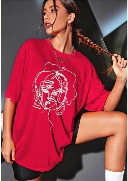 Malkoçbey Kadın Yüz Figür Detaylı Basic Oversize Unisex T-Shirt modelleri