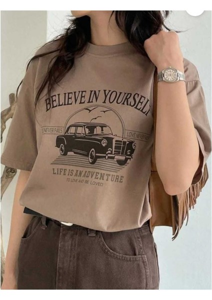 Malkoçbey Paris Dikey Baskılı Oversize Unisex Swaetşhirt