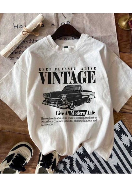 Malkocbey Vintage Araba Baskılı Oversize Basic O Yaka T-Shirt