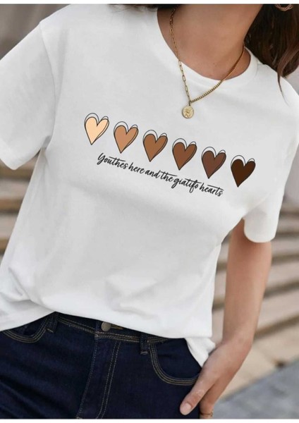 Malkoçbey 6 Kalp Baskılı T-Shirt fiyatları