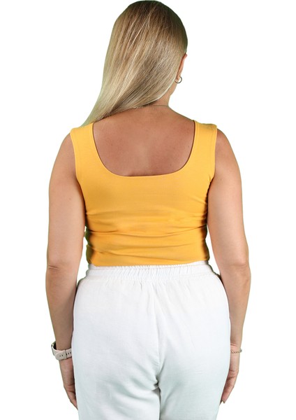 Kadın Kare Yaka Tişört fiyatları