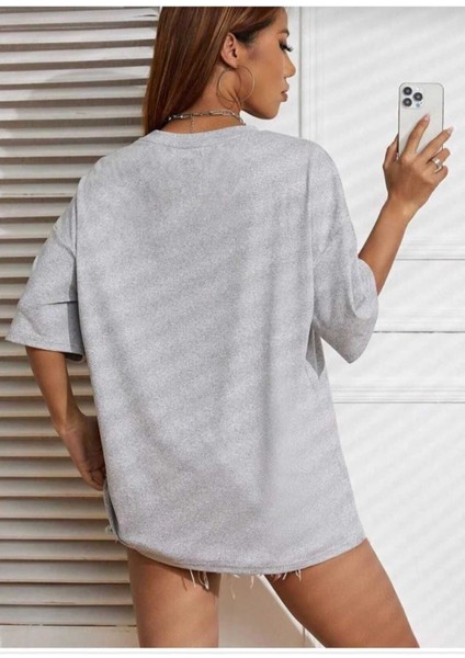 Çizgi Film Karakterleri Baskılı Oversize Basic O Yaka Unisex T-Shirt fiyatları