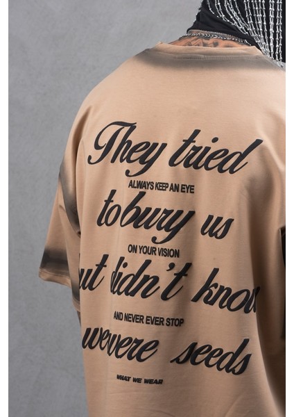 Unisex Oversize Tişört – Manifesto Baskı & Pistole Yıkamalı fiyatları