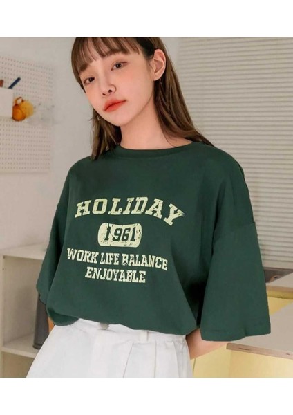 Malkoçbey Holıday Baskılı Oversize Unisex Basic T-Shirt fiyatları