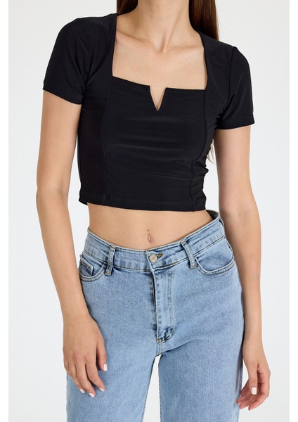 Siyah Kare Yaka V Kesim Detaylı Crop Bluz 10432 fiyatları