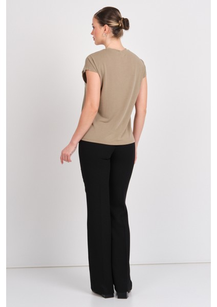 Kadın Onlfree Dantel Detaylı Kısa Kollu T-Shirt 15350108 Haki fırsatları