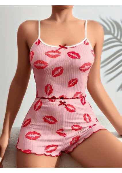 - Pamuklu Kiss Öpücük Desen Pembe Şortlu Pijama Takımı