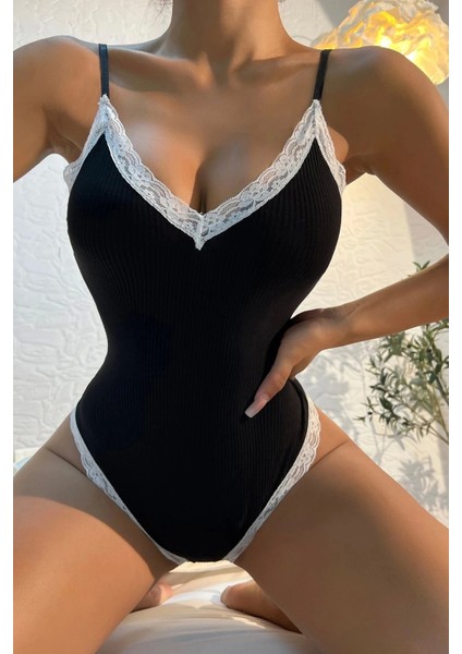 Kadın Beyaz Dantel Işlemeli Siyah Tulum Gecelik indirimleri