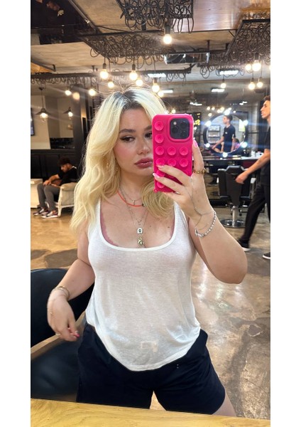 Beyaz Tiril Hafif Transparan Derin Yuvarlak Yaka Bluz